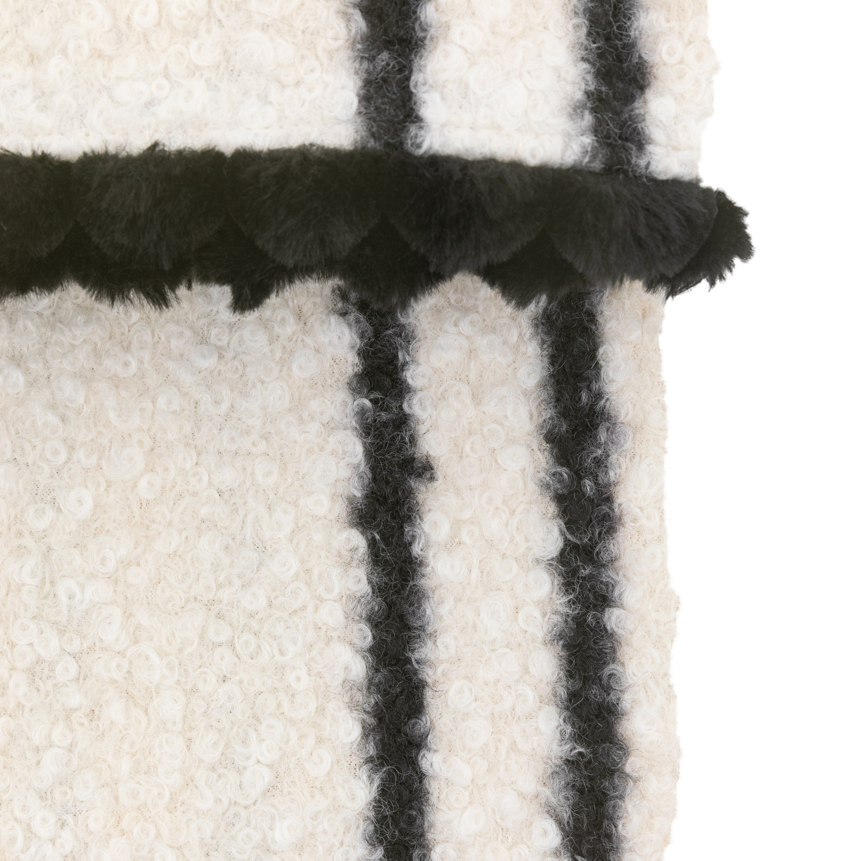 Elma Monochrome Scalloped Cream & Black Throw